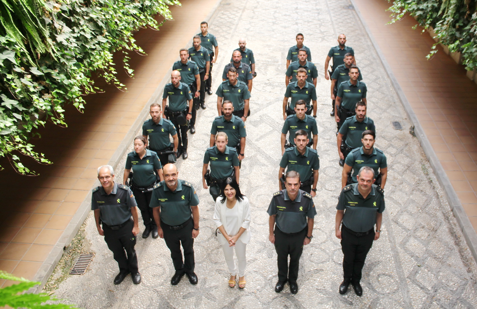 La subdelegada recibe a los 22 guardias civiles en prcticas que se incorporan en la provincia